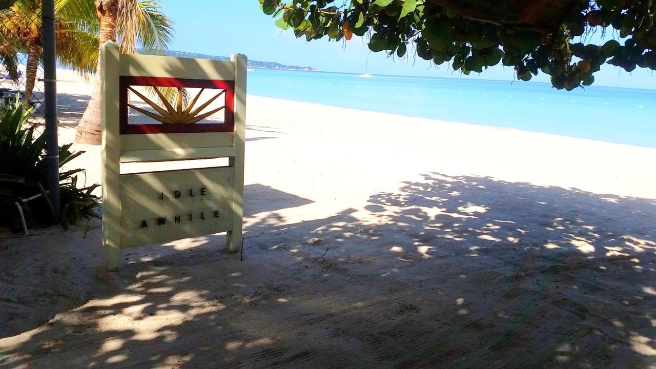 Отель Idle Awhile Beach Негрил Экстерьер фото